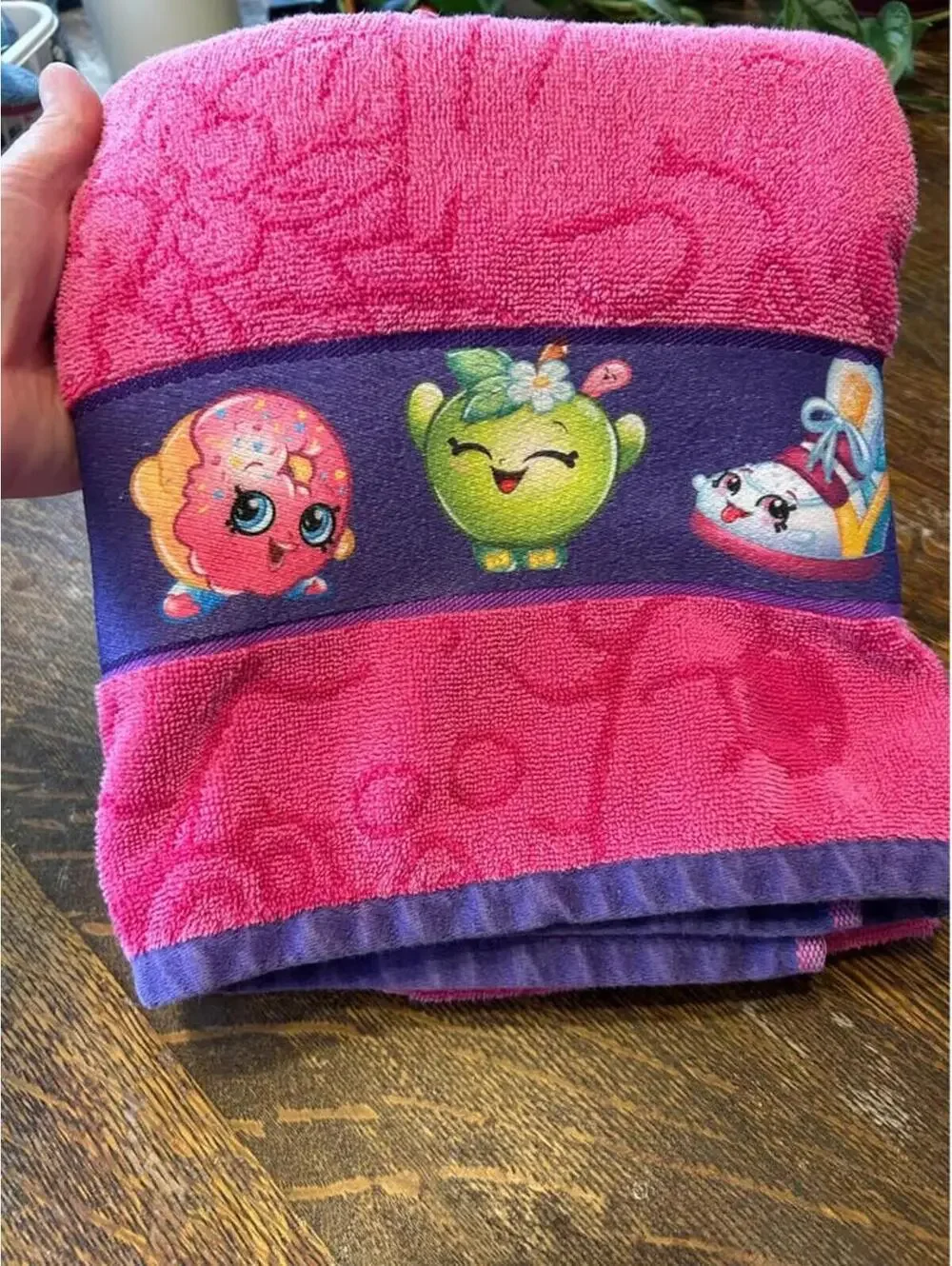 Y2K Shopkins towel